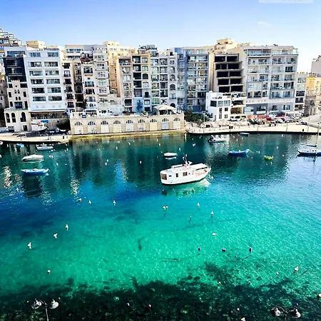 Ta' Tereza Seafront Apartment *