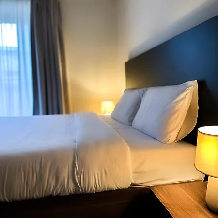 Ta' Tereza Seafront Apartment *