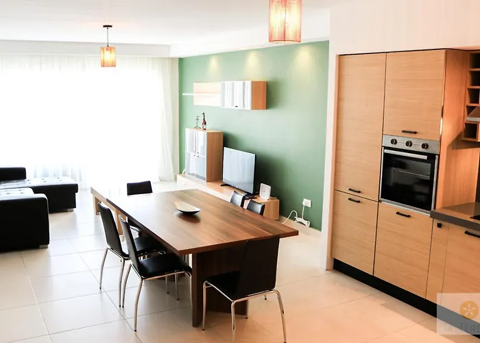 Ta' Tereza Seafront San Ġiljan